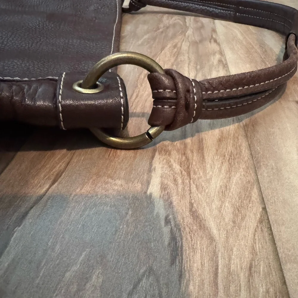 Fossil Dark Brown Leather Shoulder Bag 💼 - Picture 5 of 6